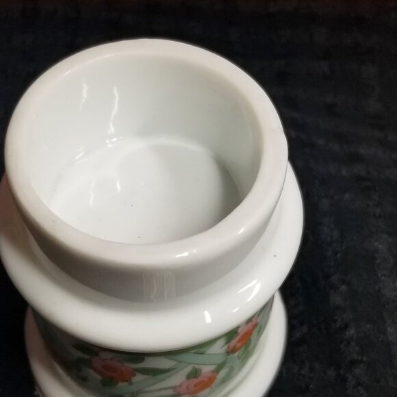 Vintage Colonial Votive Candle Holder & Shade - Picture 6 of 9